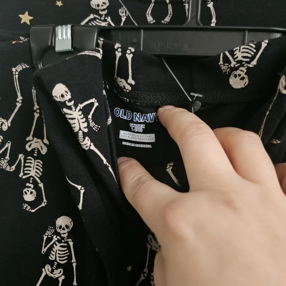 Old Navy Matching Family Kids Skeleton Print Pajamas - Black Halloween Size 10